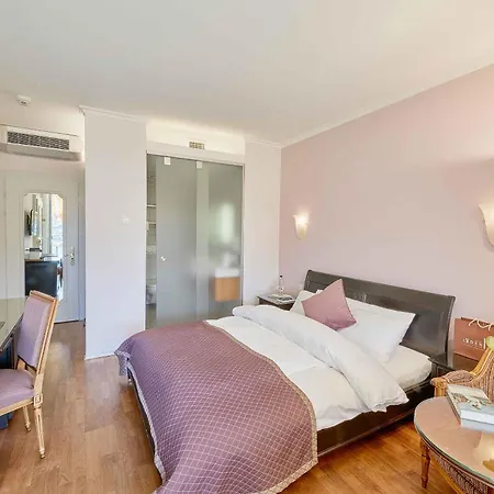 Hotel Eden 4*