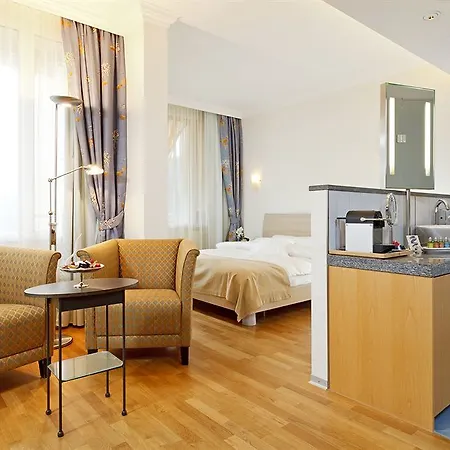 Eden Hotel 4*