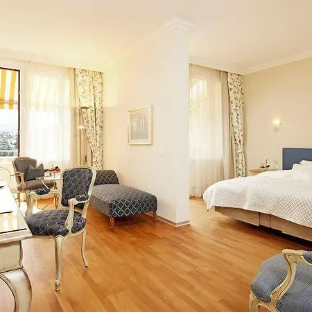 Hotel Eden 4*