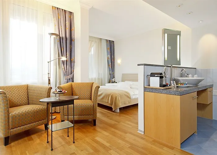 Eden Hotel 4*